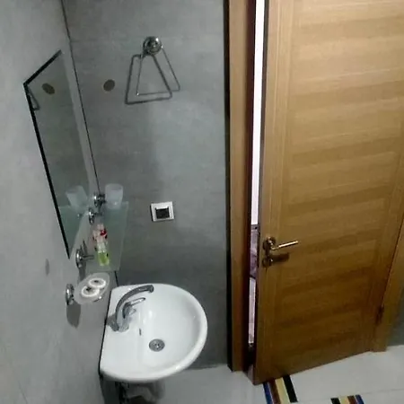 Hotel Grand Koese Airport 3*