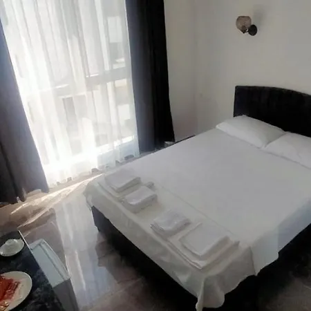 Hotel Grand Koese Airport