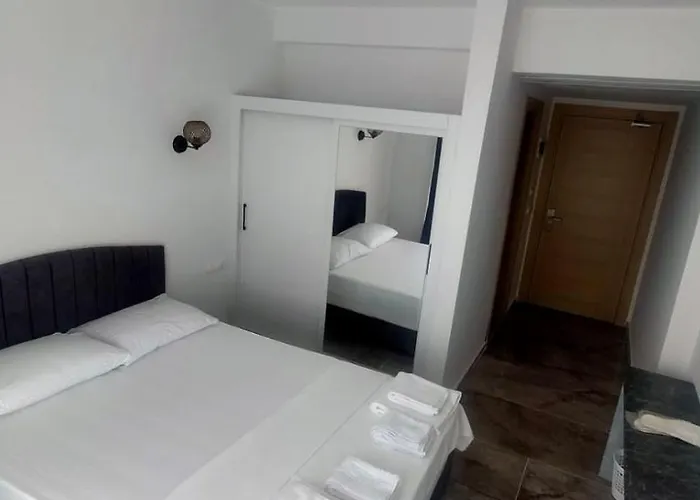 Grand Koese Airport Отель